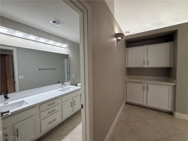 $3,190 | 694 Riverband Place, Henderson, NV 89052