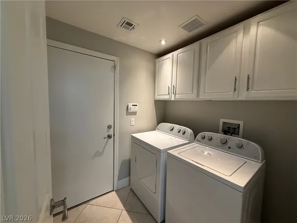 $3,190 | 694 Riverband Place, Henderson, NV 89052