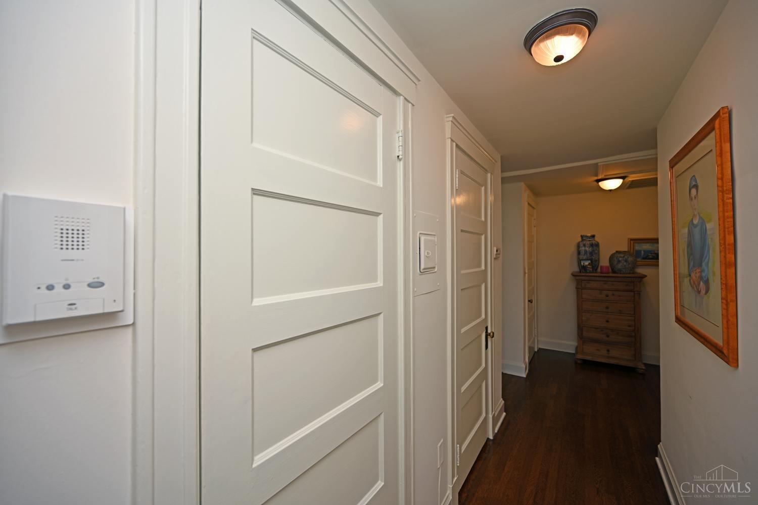 2136 Madison Road, Unit D Cincinnati, OH 45208 - Photo 23 of 34