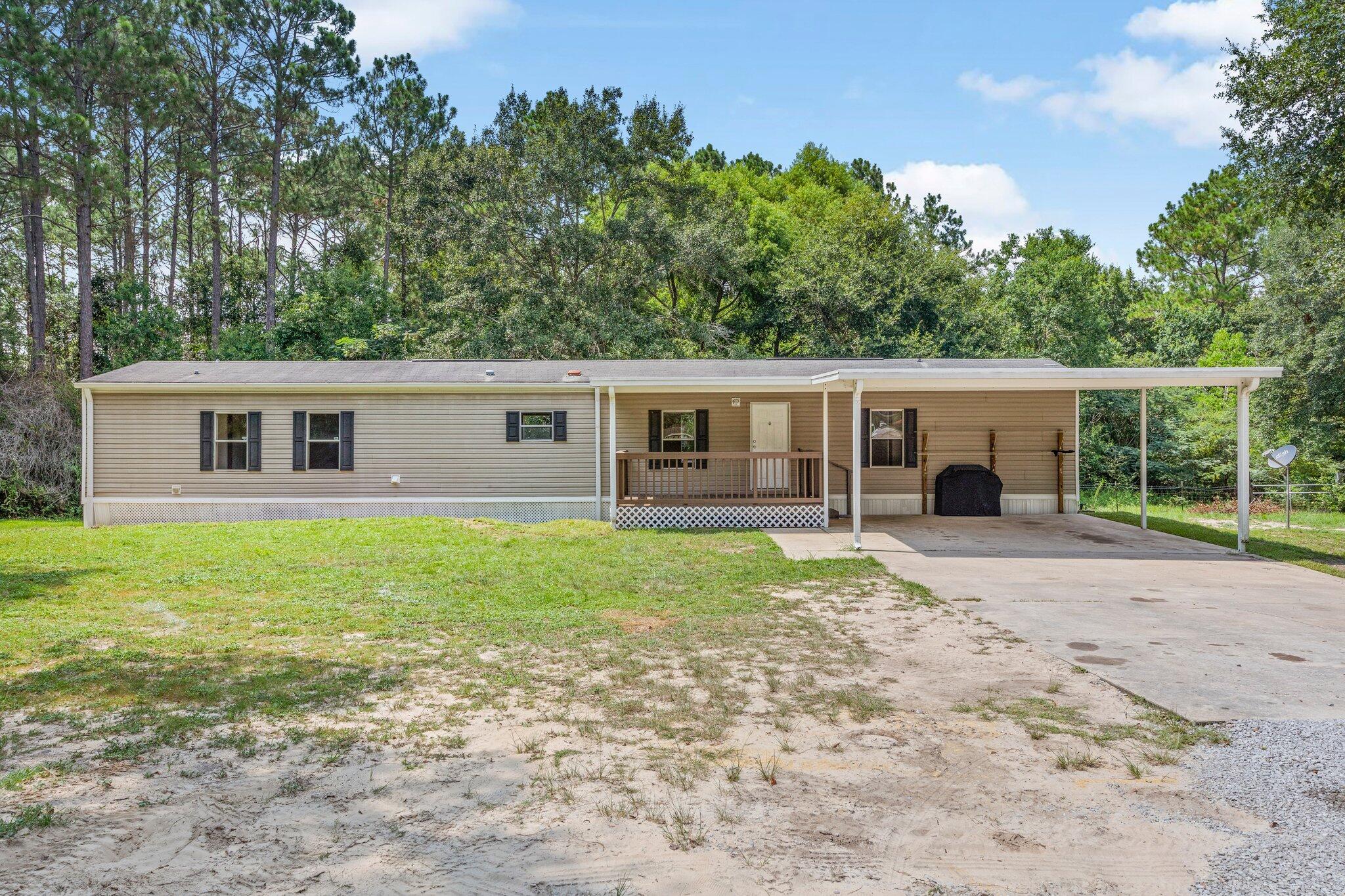 2927 Aplin Road Crestview, FL 32539 - Photo 3 of 24 Gallery Image 3