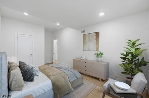 $3,750 | 116 Valley Street, Unit 1, South Orange, NJ 07079