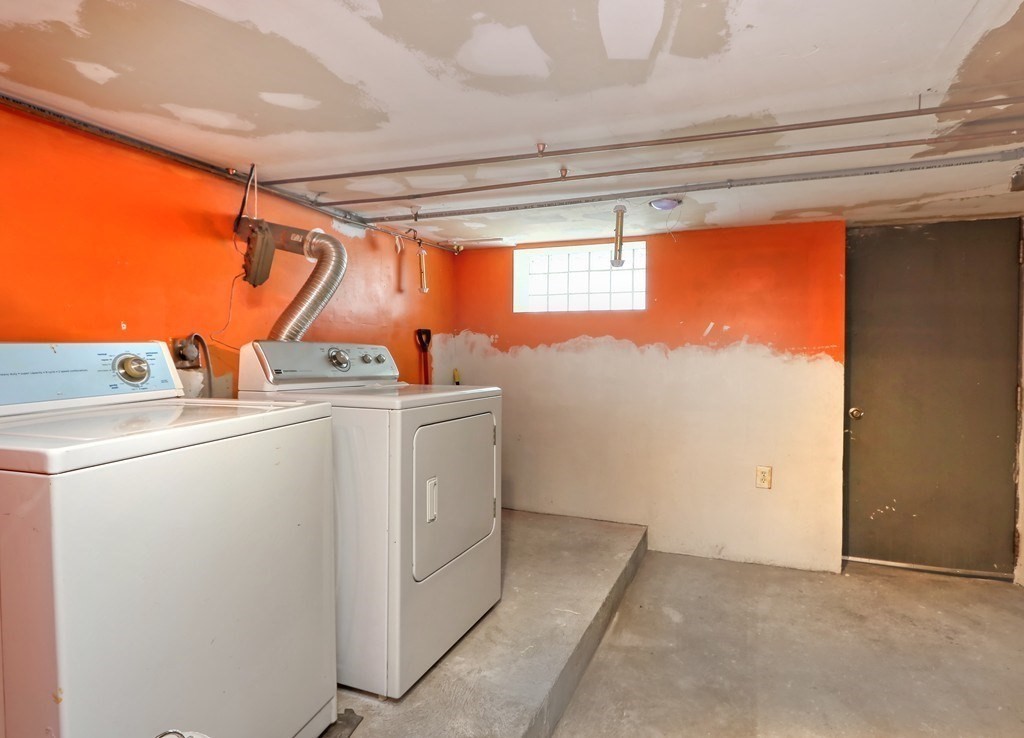 12 Jenkins Street Boston, MA 02127 - Photo 12 of 16 a utility room with dryer and washer