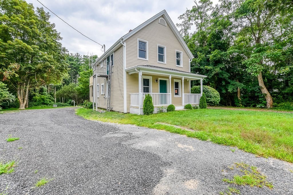 2 Fearing Hill Road Wareham, MA 02571 - Photo 3 of 37 Gallery Image 3