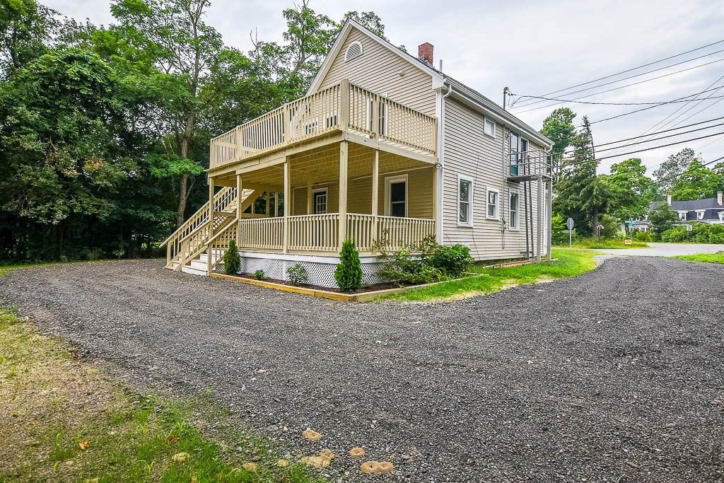 2 Fearing Hill Road Wareham, MA 02571 - Photo 6 of 37 Gallery Image 6