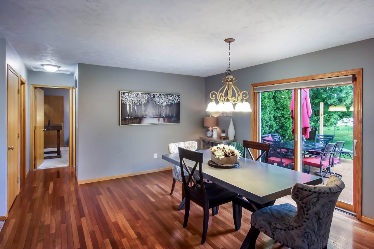 1218 Piccadilly Road Traverse City, MI 49685 - Photo 8 of 34 1880506-7.JPG