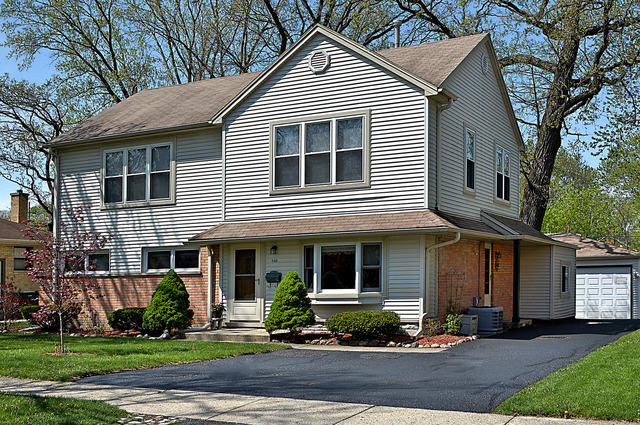 948 Meadow Road Northbrook, IL 60062 - Photo 1 of 25