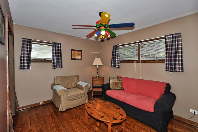 948 Meadow Road Northbrook, IL 60062 - Photo 10 of 25