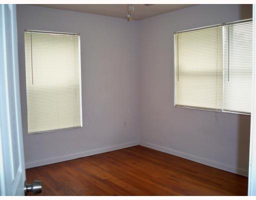 3761 Gulfstream Road Lake Worth, FL 33461 - Photo 10 of 12 Additional Photo