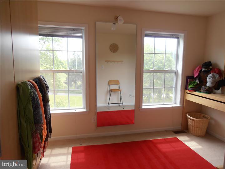 2003 Kings Row Road Oxford, PA 19363 - Photo 11 of 22 Gallery Image 11