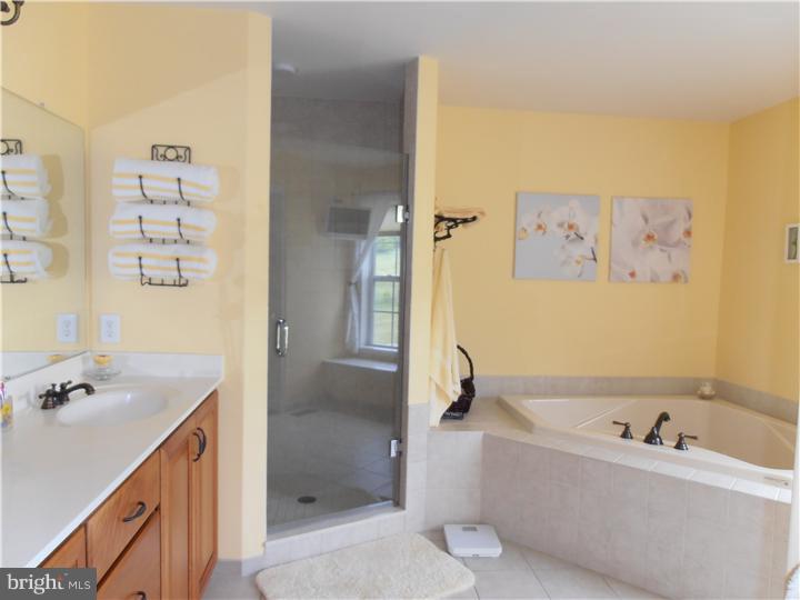 2003 Kings Row Road Oxford, PA 19363 - Photo 12 of 22 Gallery Image 12