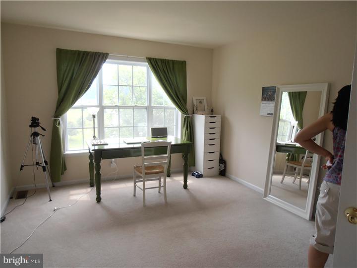 2003 Kings Row Road Oxford, PA 19363 - Photo 13 of 22 Gallery Image 13