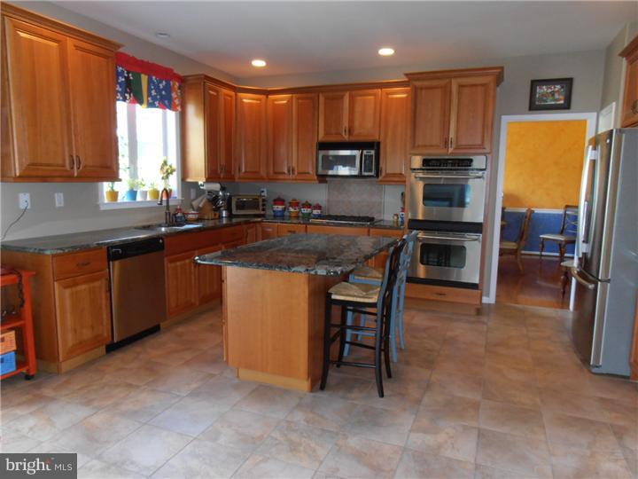 2003 Kings Row Road Oxford, PA 19363 - Photo 7 of 22 Gallery Image 7