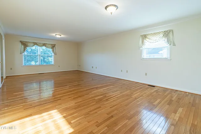 $425,000 | 19497 Stone Mountain Road, Abingdon, VA 24210