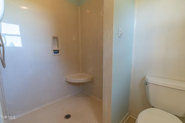 $425,000 | 19497 Stone Mountain Road, Abingdon, VA 24210