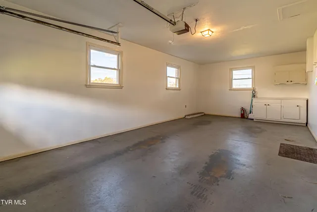 $425,000 | 19497 Stone Mountain Road, Abingdon, VA 24210