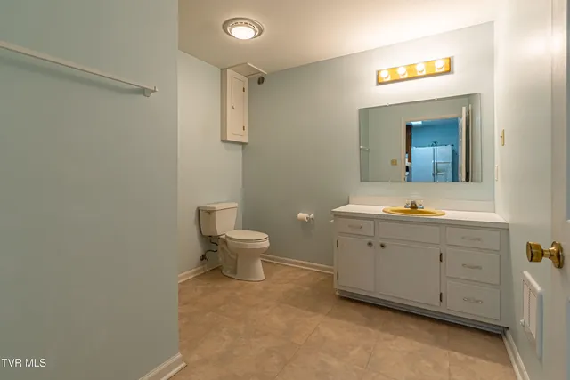 $425,000 | 19497 Stone Mountain Road, Abingdon, VA 24210