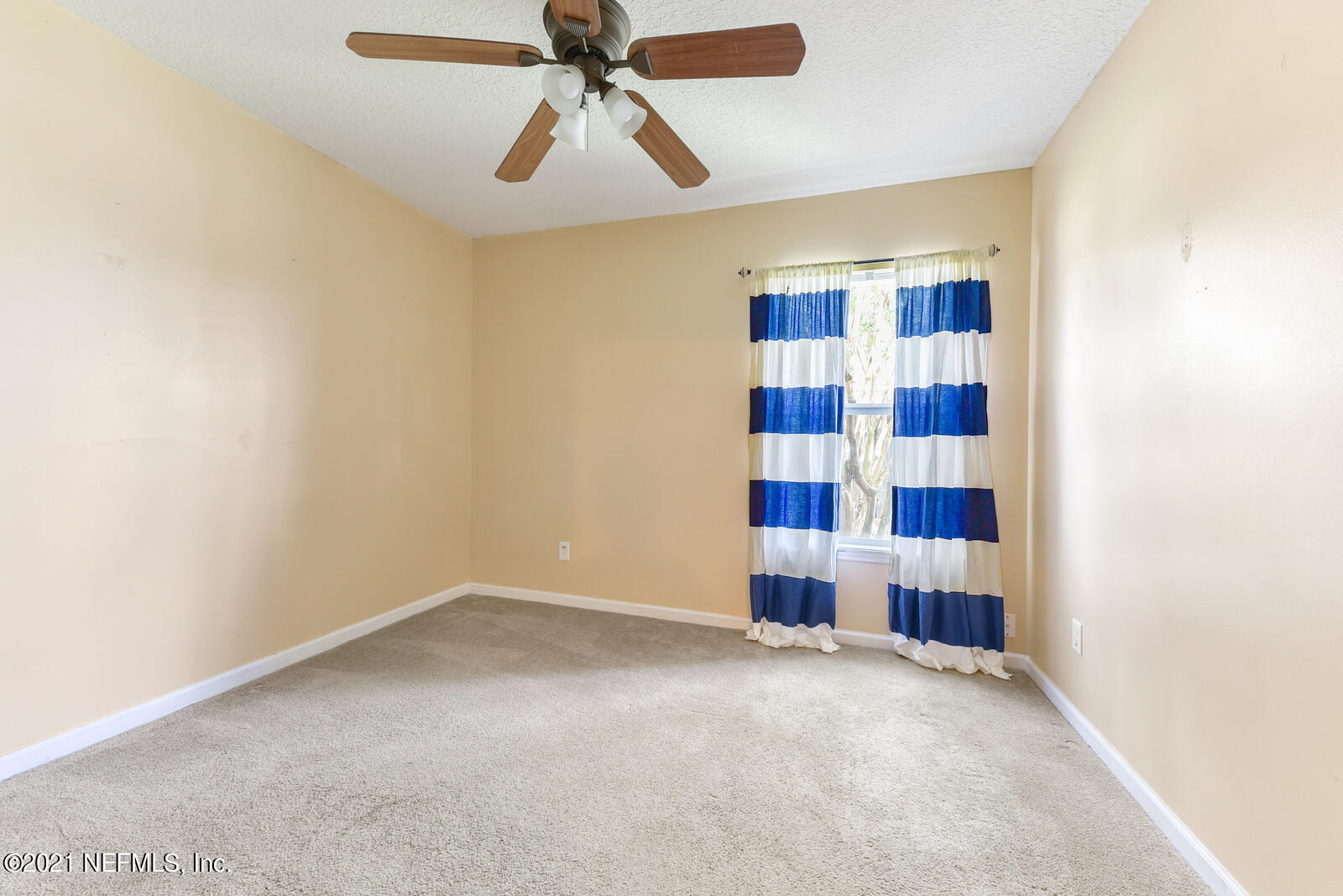 86531 Cartesian Pointe Drive Yulee, FL 32097 - Photo 18 of 25 020_1600x1067_mls
