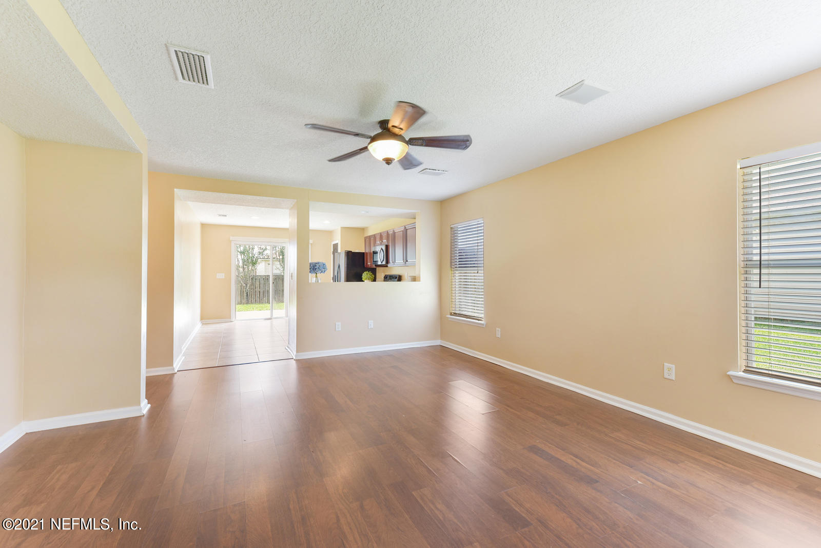 86531 Cartesian Pointe Drive Yulee, FL 32097 - Photo 5 of 25 006_1600x1067_mls