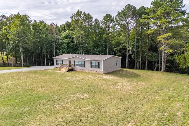 $289,000 | 389 Busby Road, Loretto, TN 38469