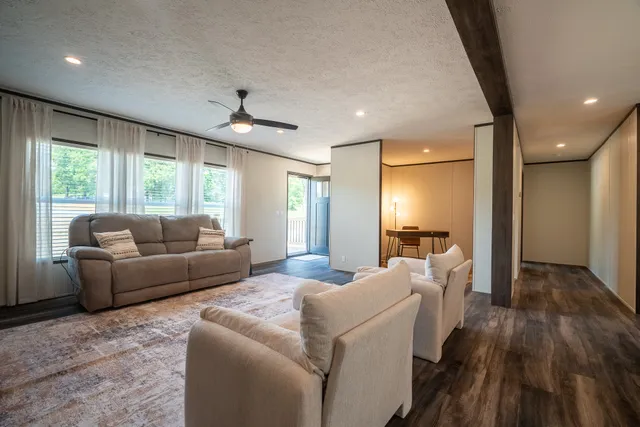 $289,000 | 389 Busby Road, Loretto, TN 38469