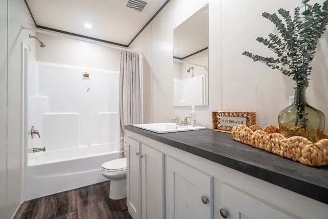 $289,000 | 389 Busby Road, Loretto, TN 38469