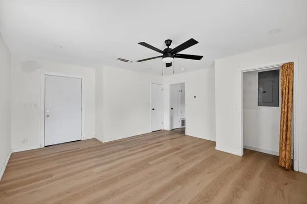$269,900 | 724 South Elm Street, Sherman, TX 75090