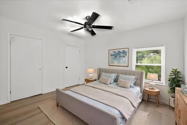 $269,900 | 724 South Elm Street, Sherman, TX 75090