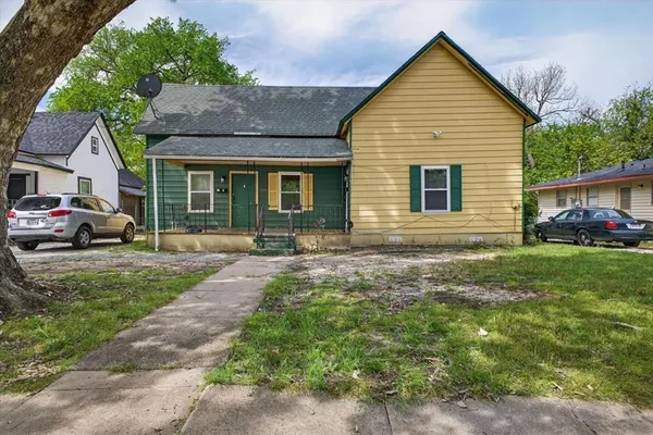 $269,900 | 724 South Elm Street, Sherman, TX 75090