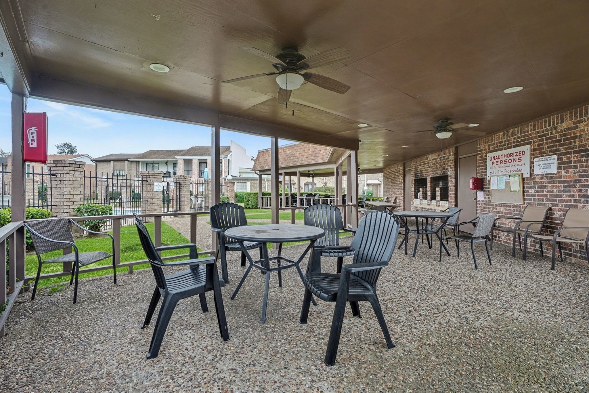 1318 Ward Road Baytown, TX 77520 - Photo 30 of 32