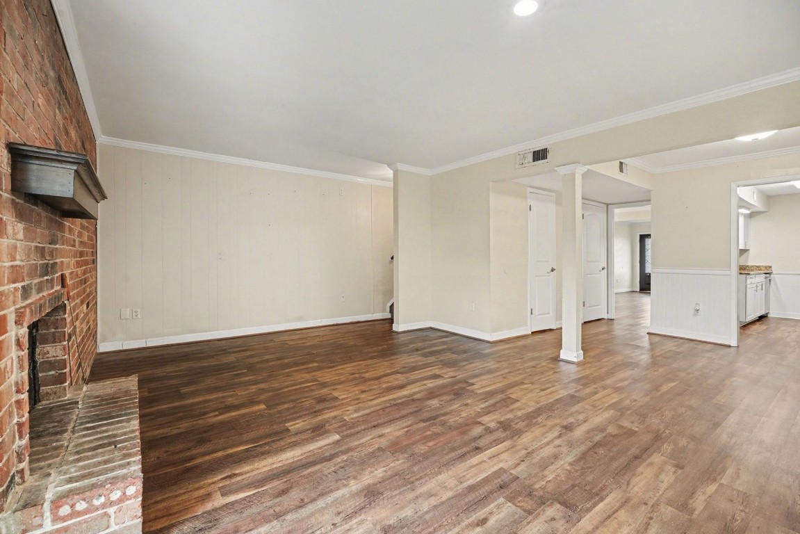 1318 Ward Road Baytown, TX 77520 - Photo 9 of 30