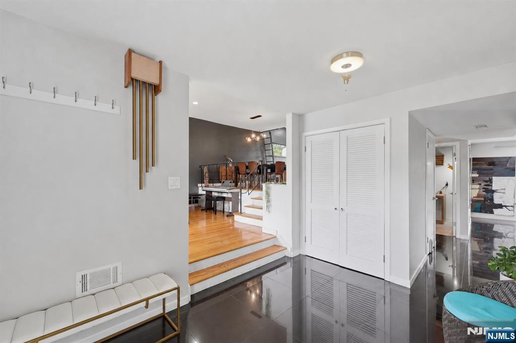 17 Arthur Drive Rutherford, NJ 07070 - Photo 2 of 46