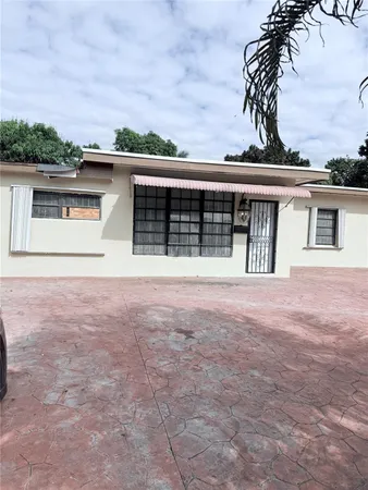 $1,000 | 721 Northeast 139th Street, Unit 2, North Miami, FL 33161