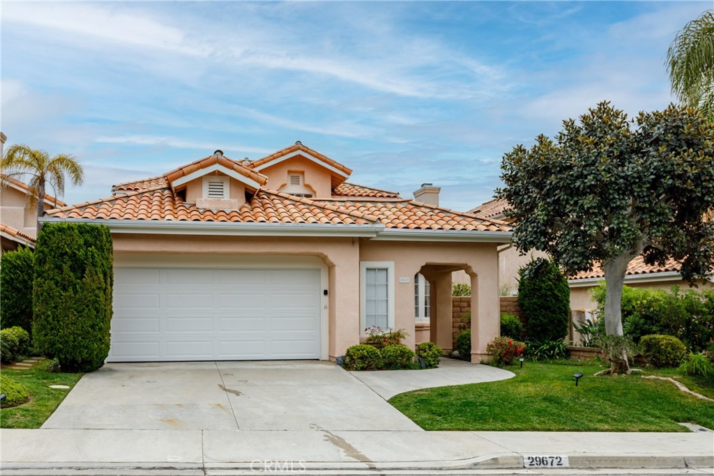 29672 Teracina Laguna Niguel, CA 92677 - Photo 34 of 35 a front view of a house with garden