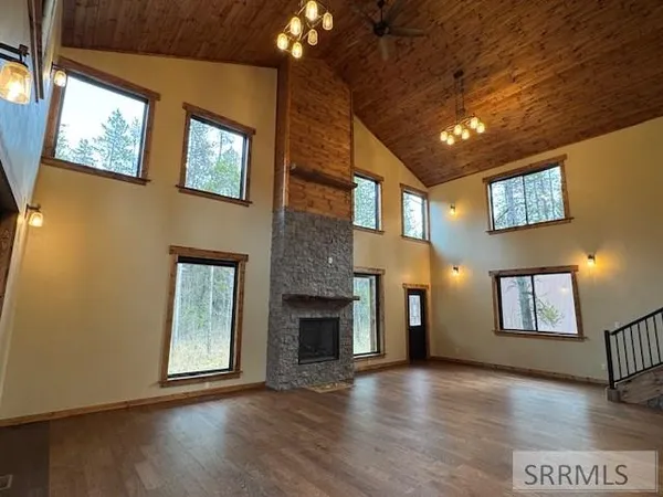 $949,000 | 3876 Rainbow Drive, Island Park, ID 83429