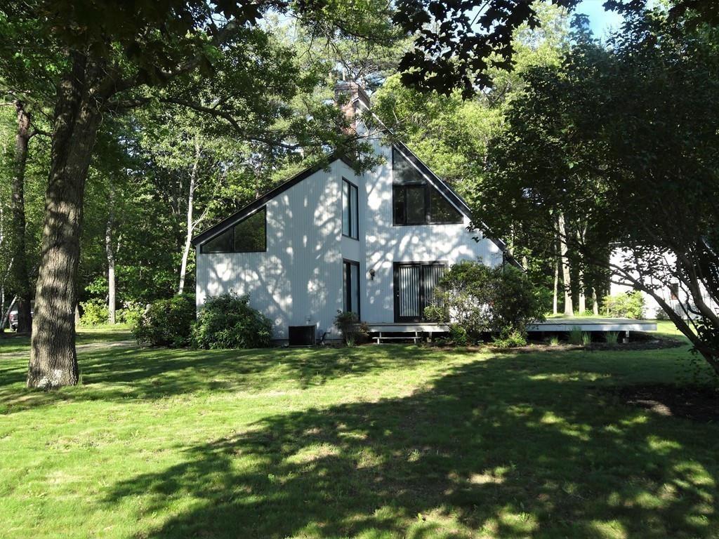 72 Summer Road Berlin, MA 01503 - Photo 6 of 9 Gallery Image 6