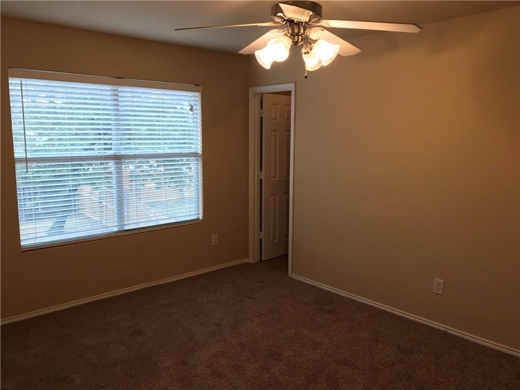 6416 Paradise Valley Road Fort Worth, TX 76112 - Photo 16 of 25