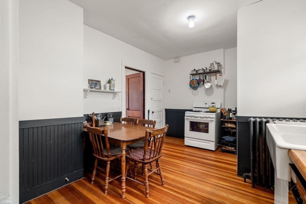 51 Manthorne Road Boston, MA 02132 - Photo 18 of 35 Gallery Image 18