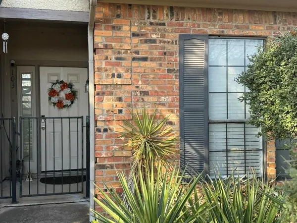 $2,080 | 2835 Keller Springs Road, Unit 103, Carrollton, TX 75006