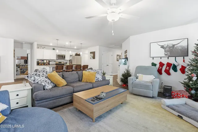 $395,000 | 119 Teal Bluff Boulevard, Seabrook, SC 29940