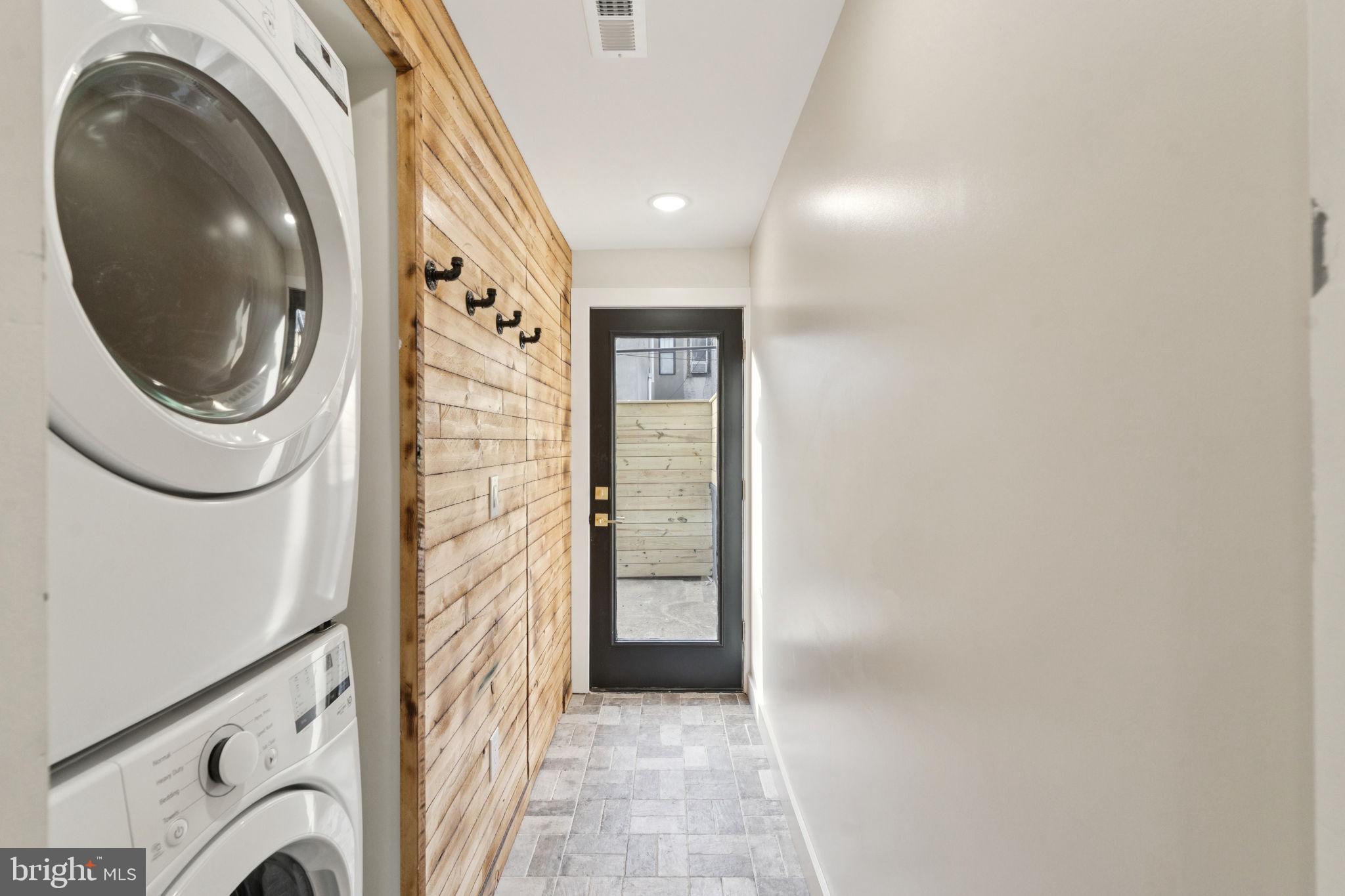 1816 South Mole Street Philadelphia, PA 19145 - Photo 12 of 37