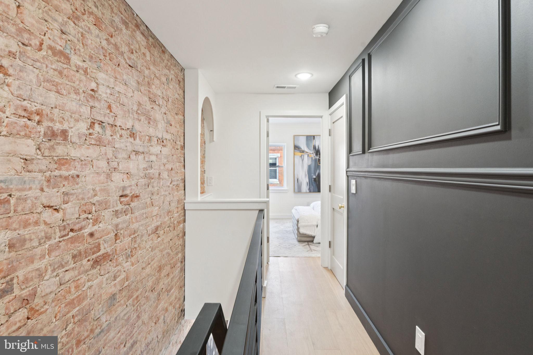 1816 South Mole Street Philadelphia, PA 19145 - Photo 18 of 37