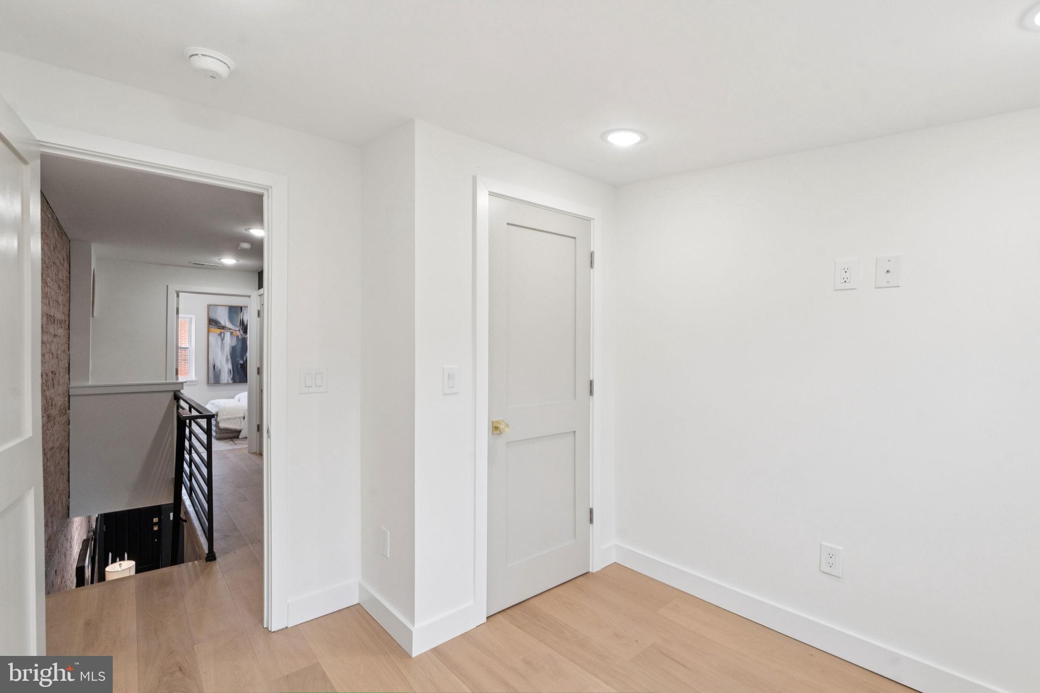 1816 South Mole Street Philadelphia, PA 19145 - Photo 23 of 37