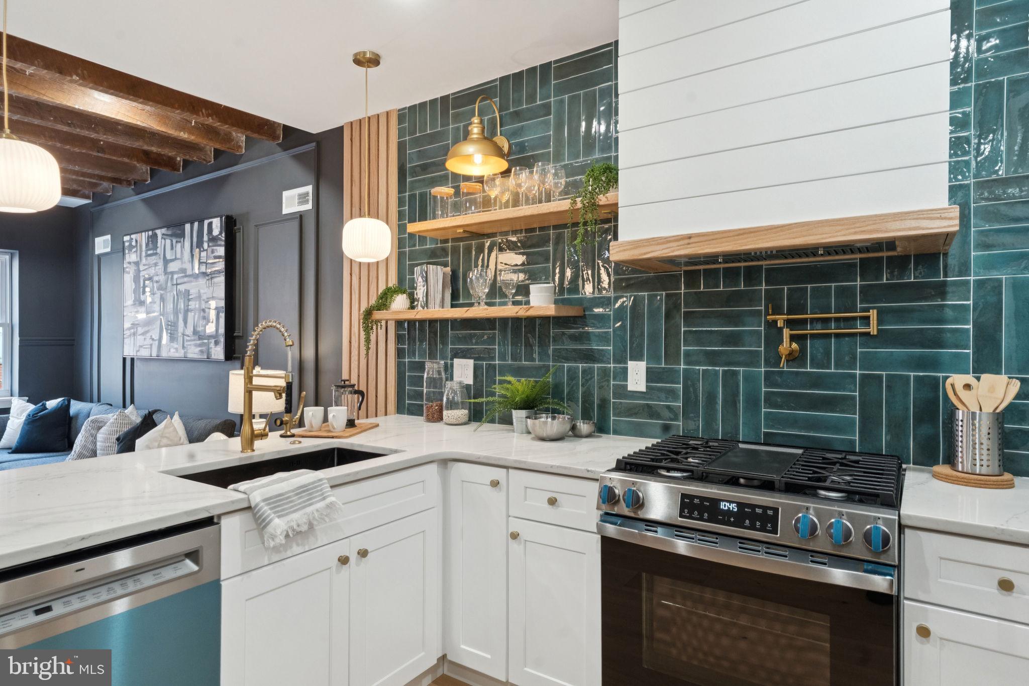 1816 South Mole Street Philadelphia, PA 19145 - Photo 8 of 37