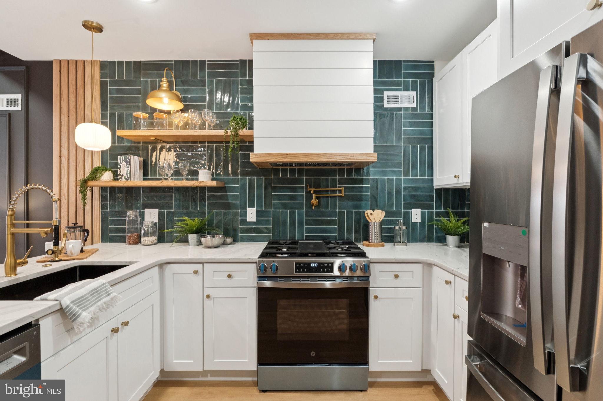 1816 South Mole Street Philadelphia, PA 19145 - Photo 9 of 37