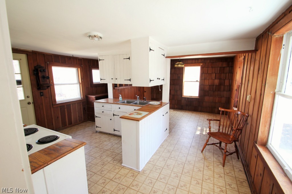 7203 Chardon Road Kirtland, OH 44094 - Photo 3 of 11 Gallery Image 3