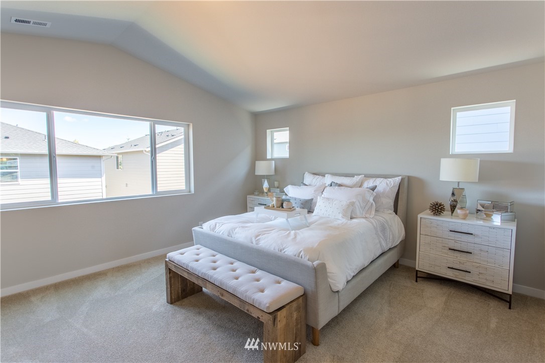2132 Mayes Road Southeast Lacey, WA 98503 - Photo 11 of 15 Gallery Image 11
