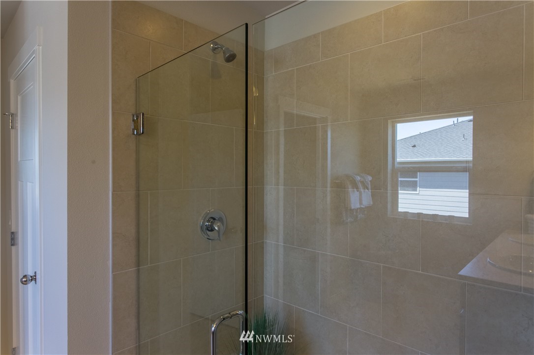 2132 Mayes Road Southeast Lacey, WA 98503 - Photo 8 of 15 Gallery Image 8