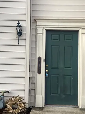$398,000 | 610 Garden Way, Wexford, PA 15090