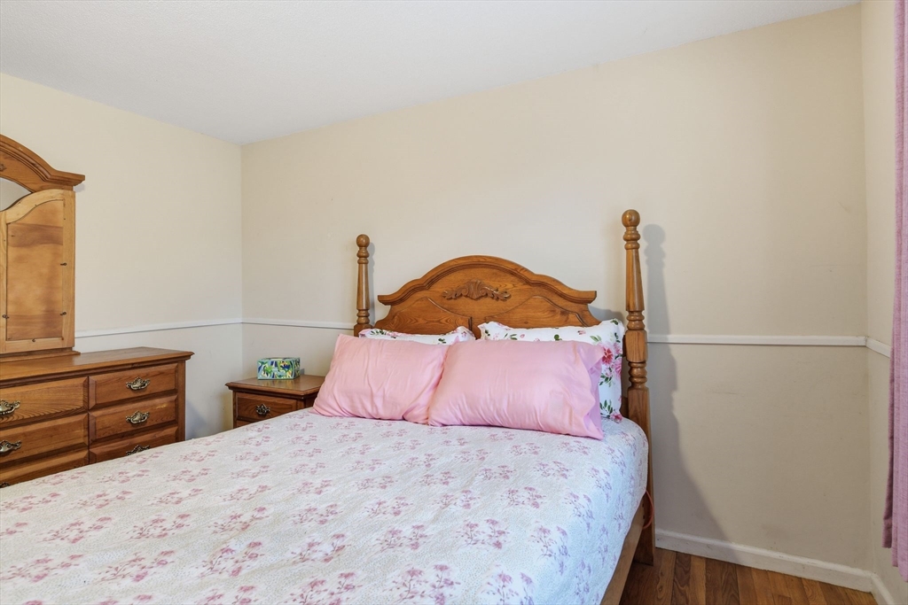 2163 Wilbraham Road Springfield, MA 01129 - Photo 21 of 25