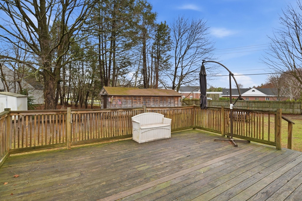 2163 Wilbraham Road Springfield, MA 01129 - Photo 23 of 25